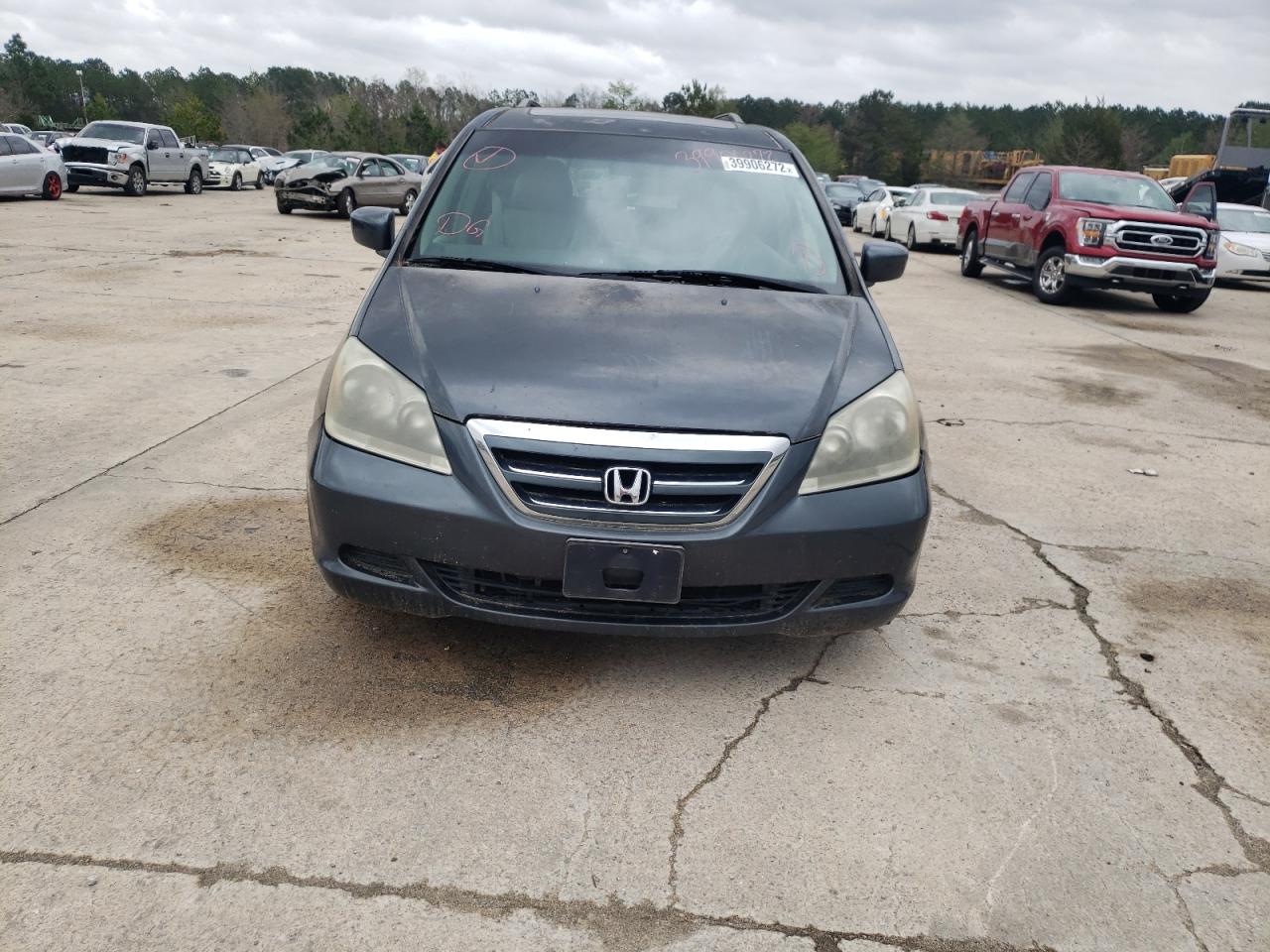 Photo 9 from auction – 2005 HONDA ODYSSEY EX with VIN 5FNRL38685B033796