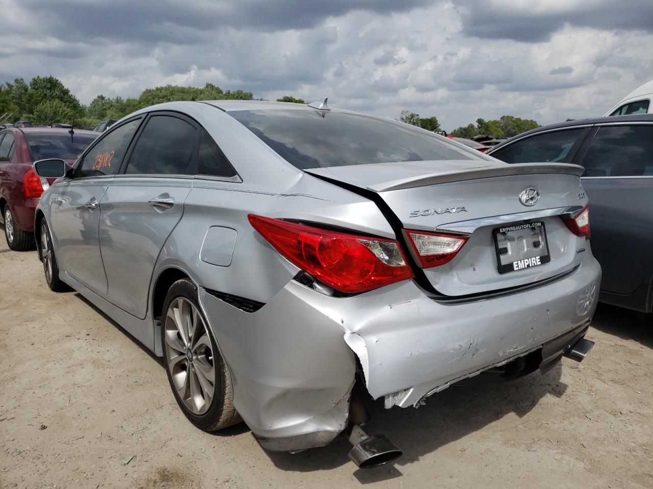 Photo 3 from auction – 2014 HYUNDAI SONATA SE with VIN 5NPEC4AB8EH842132