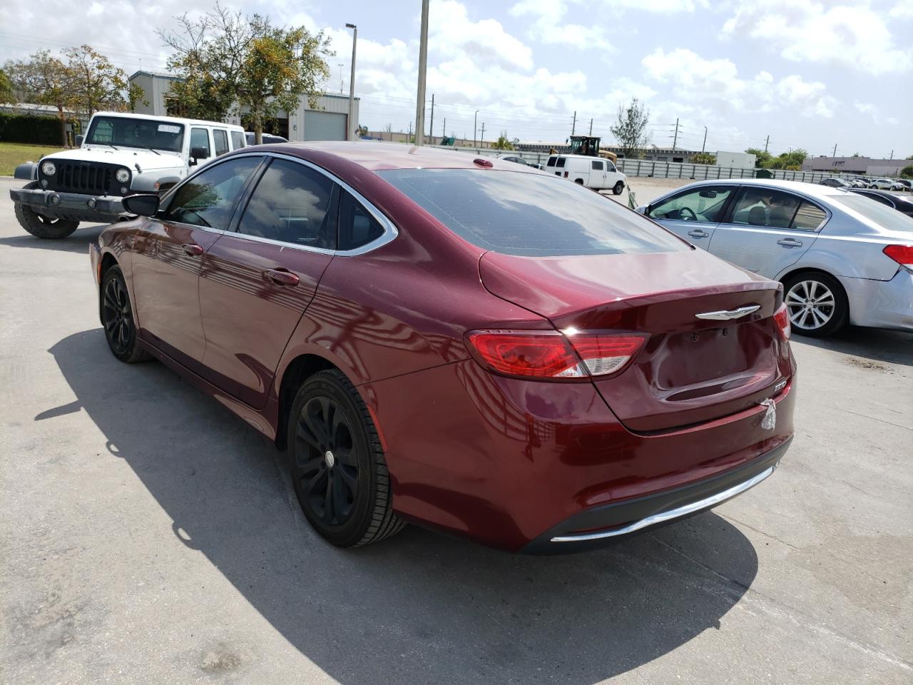 Photo 3 from auction – 2016 CHRYSLER 200 LIMITE with VIN 1C3CCCAB0GN145109