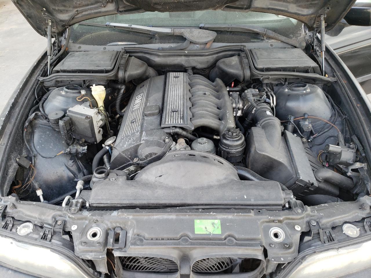Photo 7 from auction – 1998 BMW 528 I AUTO with VIN WBADD6323WGT94581
