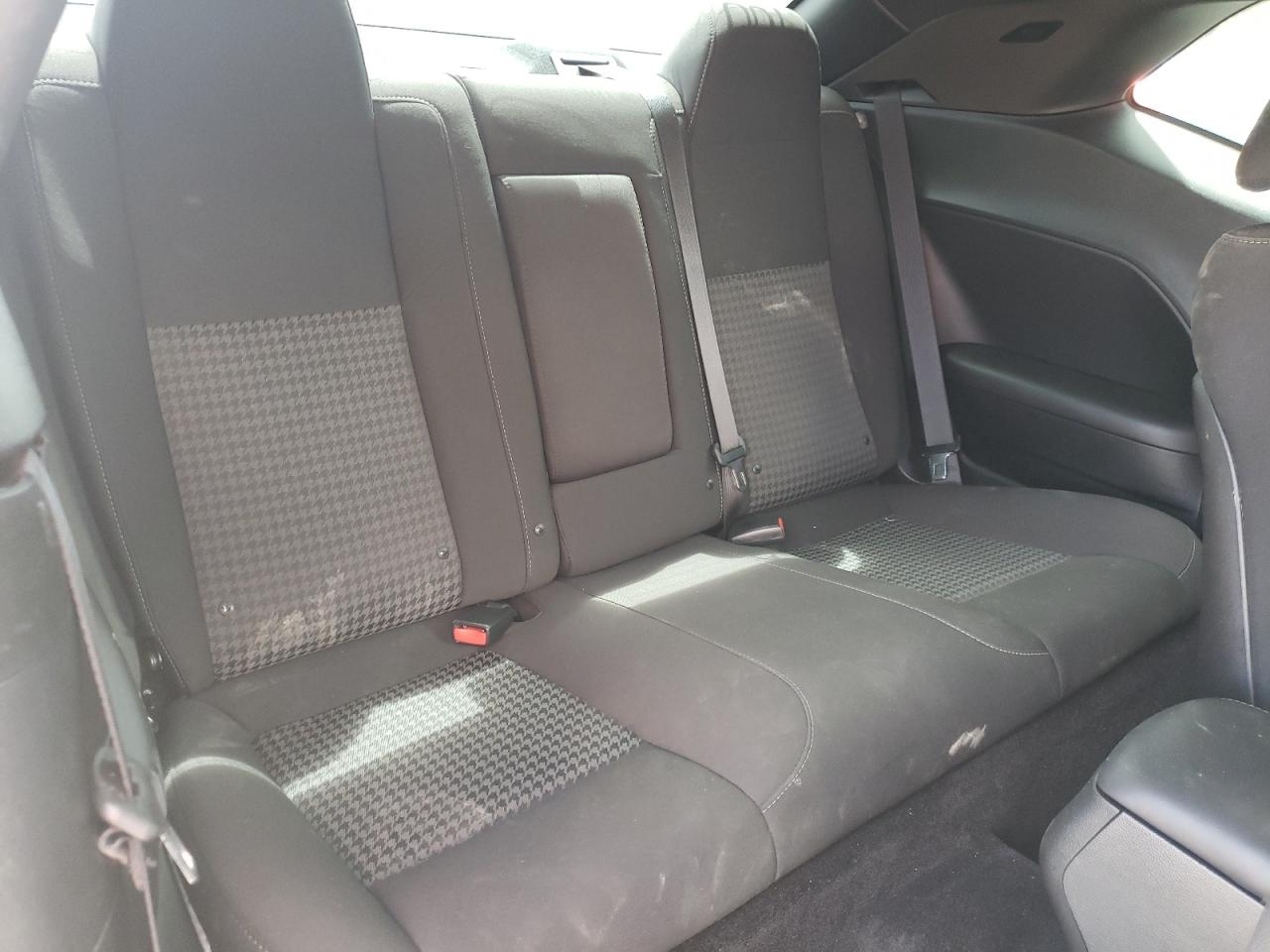 Photo 6 from auction – 2018 DODGE CHALLENGER with VIN 2C3CDZFJ2JH309900