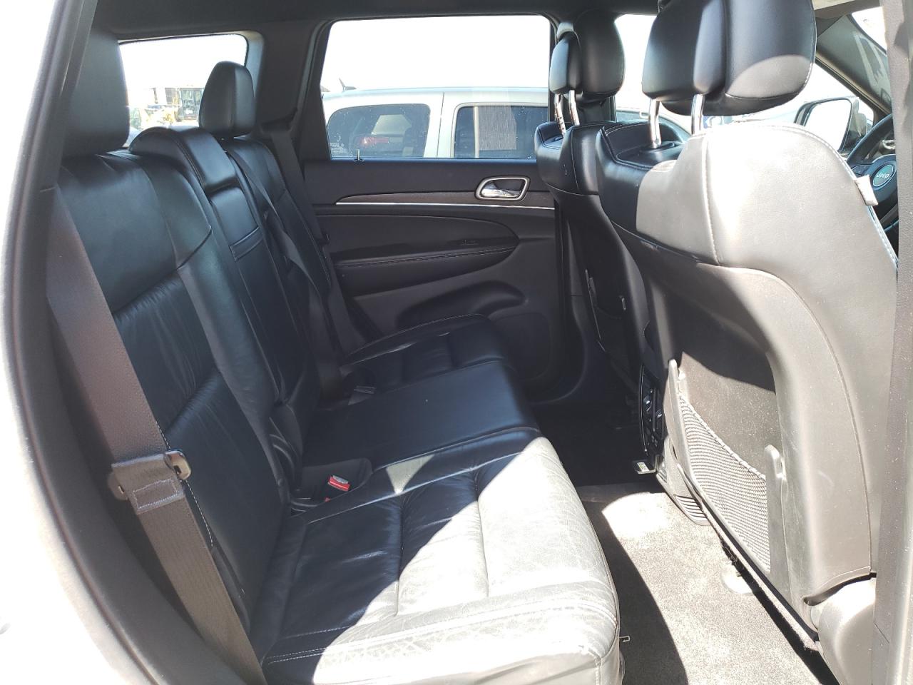 Photo 6 from auction – 2015 JEEP GRAND CHER with VIN 1C4RJEBG6FC944811