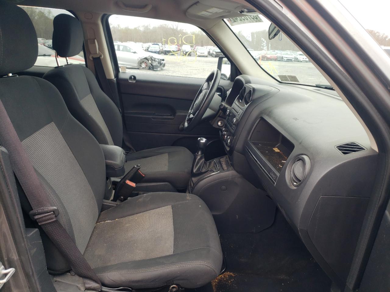 Photo 5 from auction – 2012 JEEP PATRIOT SP with VIN 1C4NJRBB2CD570181