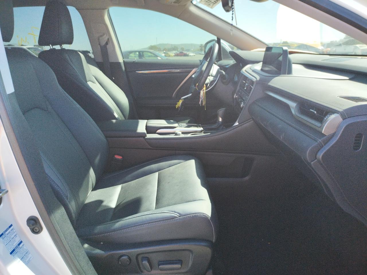 Photo 5 from auction – 2021 LEXUS RX 350 BAS with VIN 2T2AZMDA1MC266767