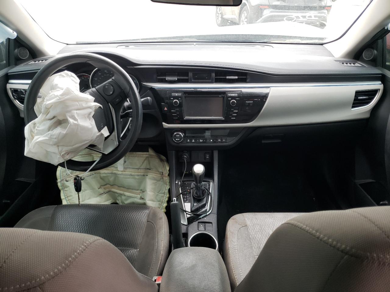 Photo 9 from auction – 2014 TOYOTA COROLLA L with VIN 2T1BURHE5EC114204