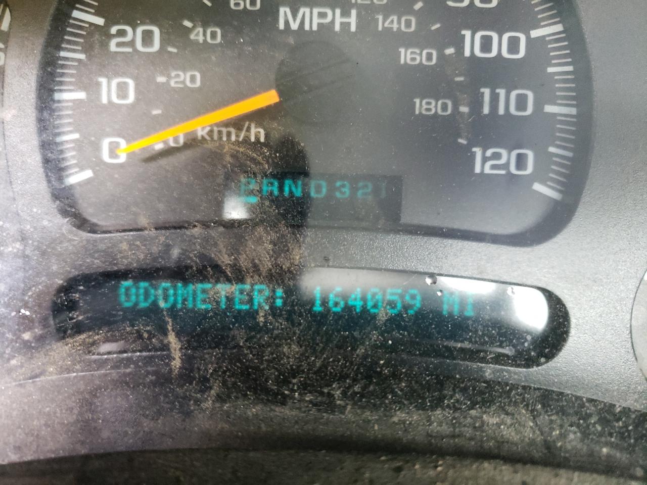 Photo 8 from auction – 2004 CHEVROLET SILVERADO with VIN 1GCEC14X04Z296746