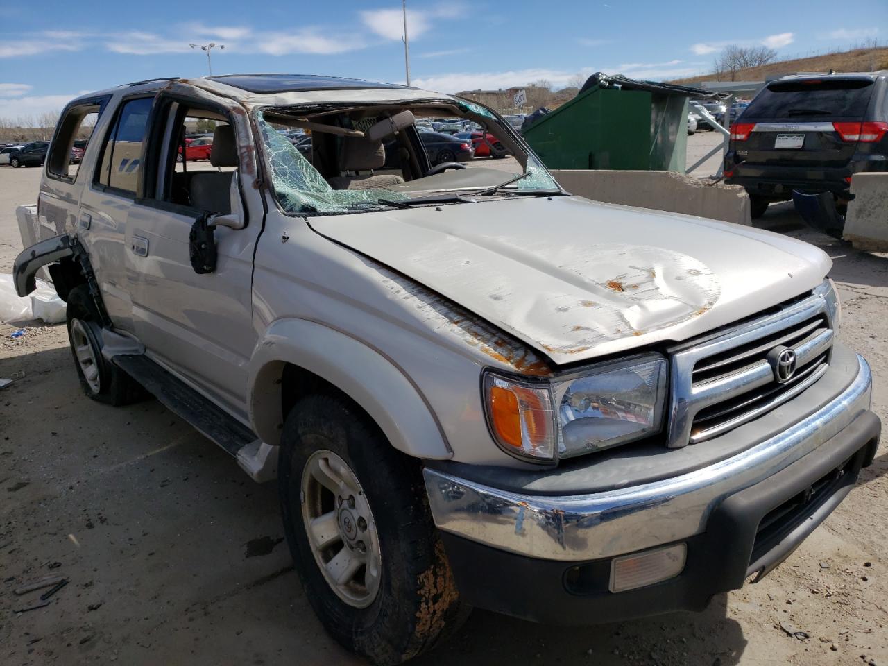 Photo 1 from auction – 2000 TOYOTA 4RUNNER SR with VIN JT3HN86RXY0316871