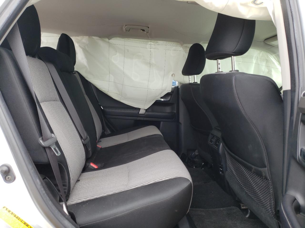 Photo 6 from auction – 2018 TOYOTA 4RUNNER SR with VIN JTEZU5JR4J5166740