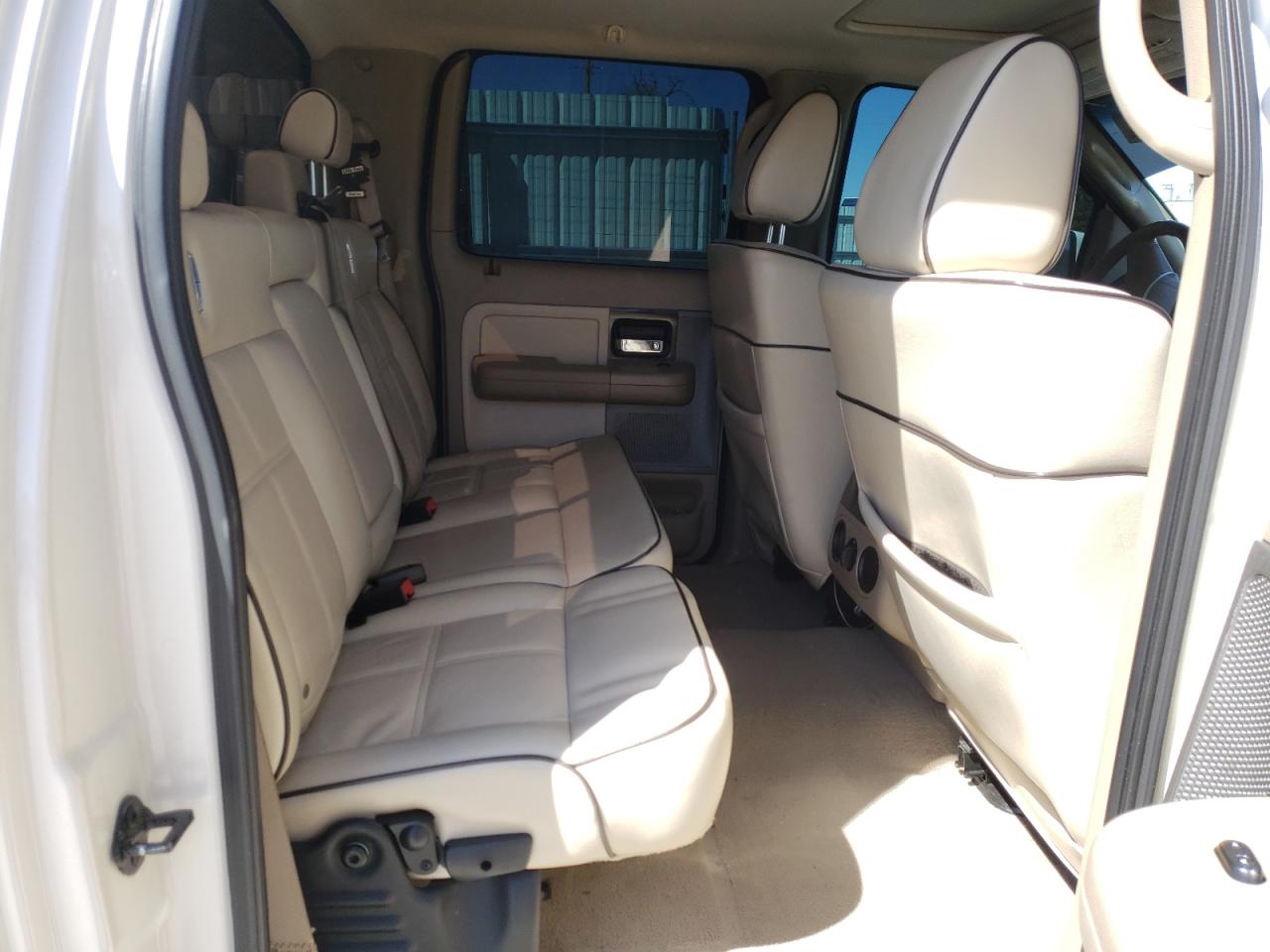 Photo 6 from auction – 2008 LINCOLN MARK LT with VIN 5LTPW18538FJ02580