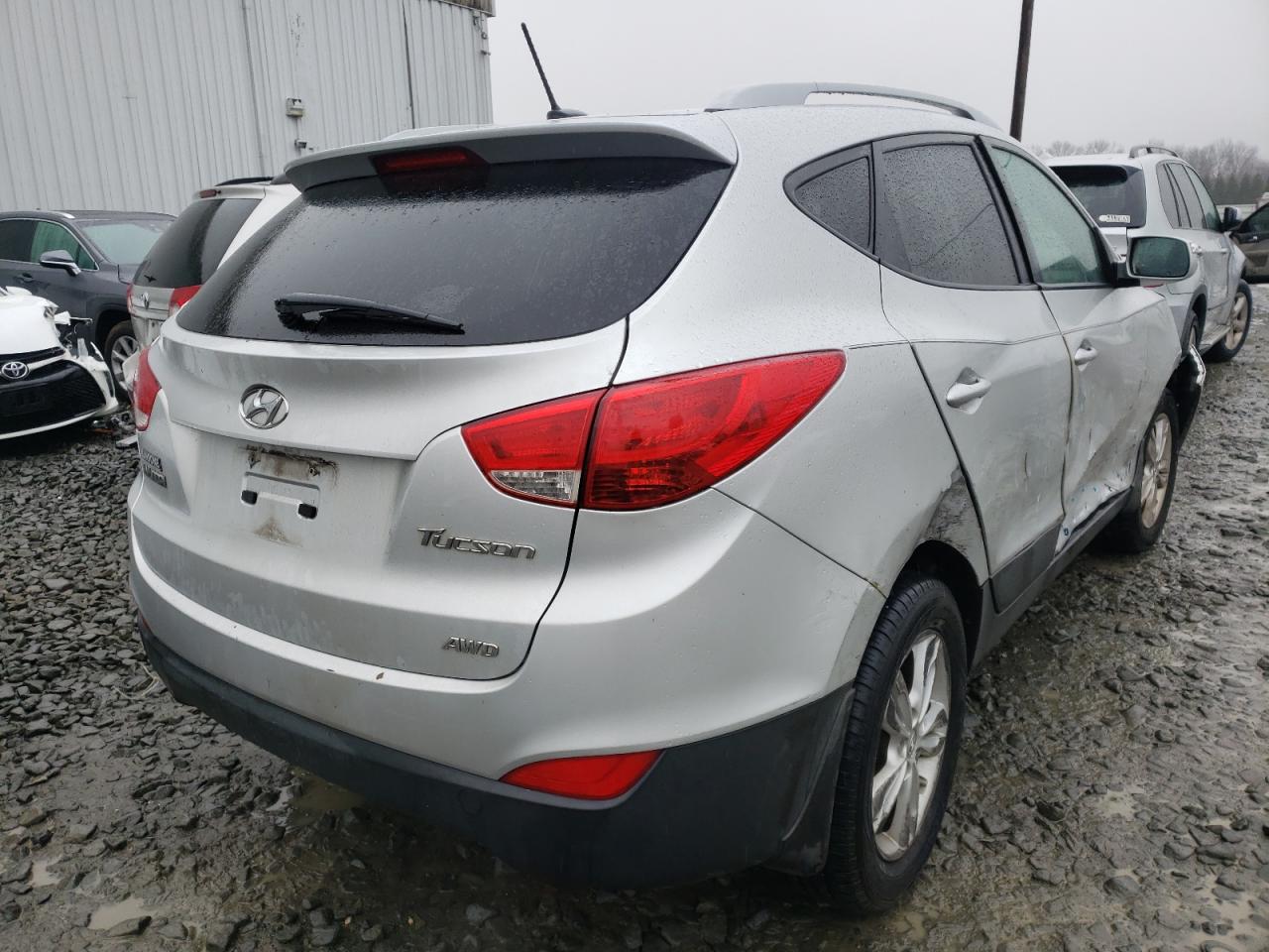 Photo 4 from auction – 2012 HYUNDAI TUCSON GLS with VIN KM8JUCAC6CU395880