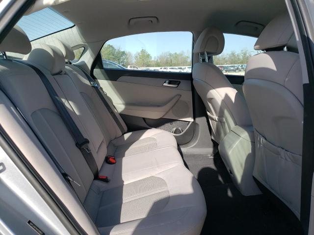 Photo 6 from auction – 2017 HYUNDAI SONATA SE with VIN 5NPE24AF9HH509853