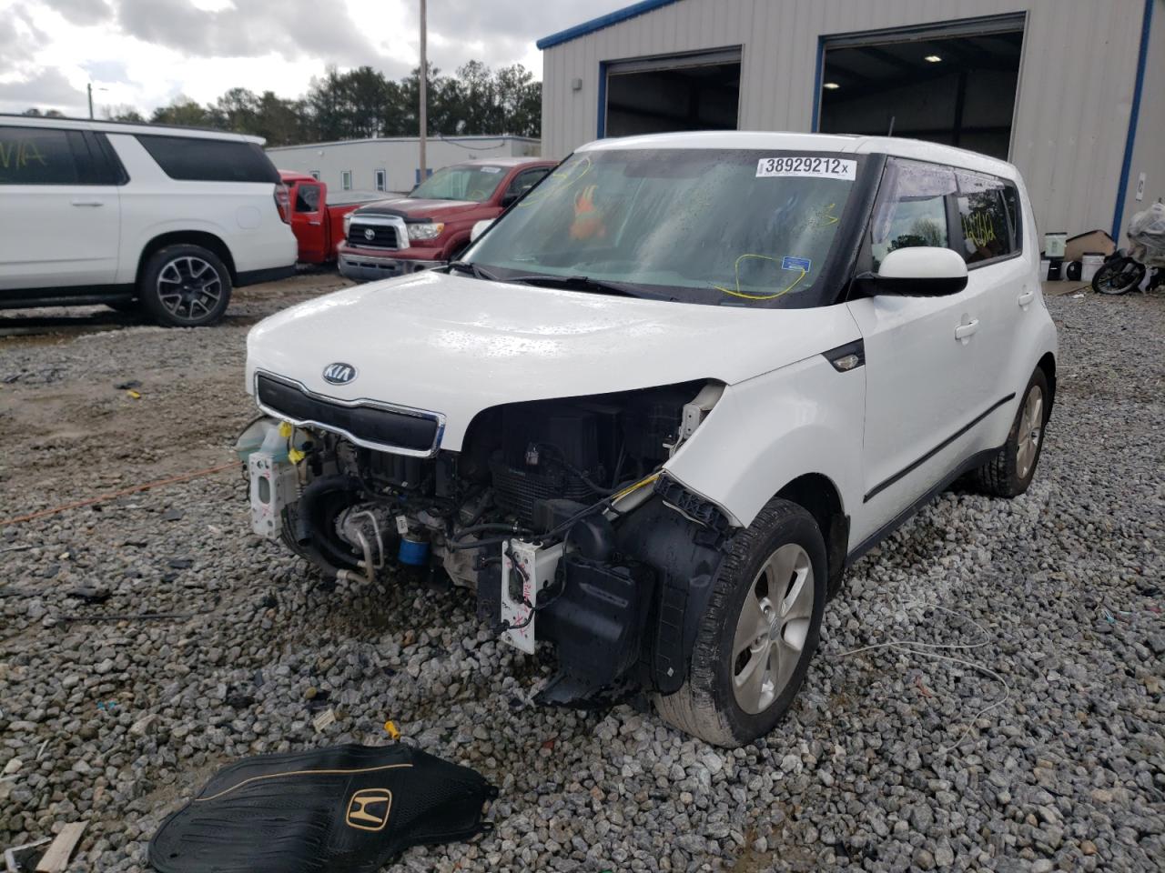 Фото 2 с аукциона – 2014 KIA SOUL с VIN KNDJN2A24E7741347