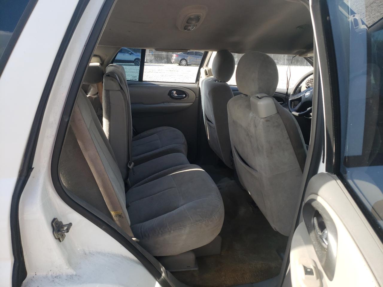 Photo 6 from auction – 2006 CHEVROLET TRAILBLAZE with VIN 1GNDS13S262174865