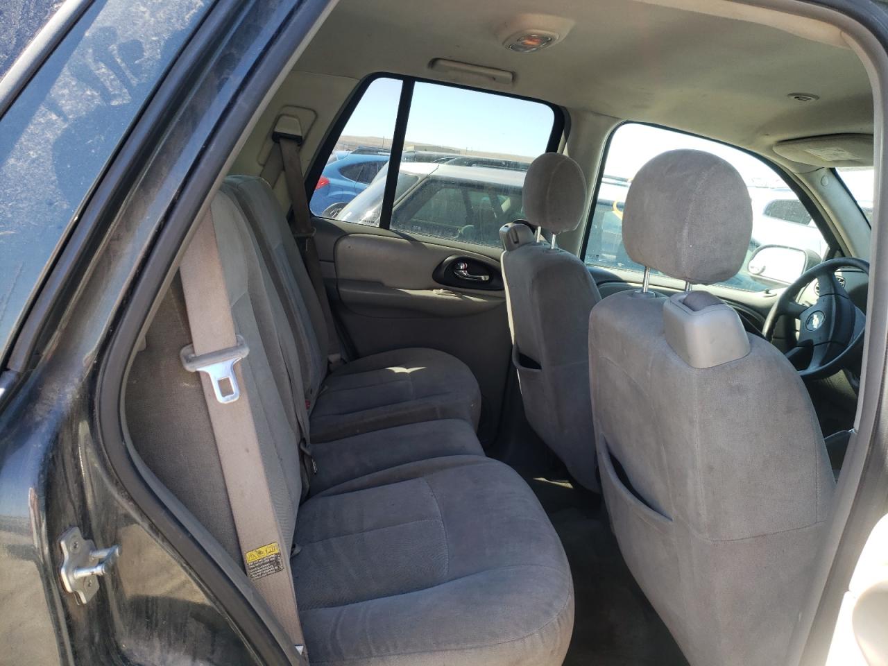 Photo 6 from auction – 2006 CHEVROLET TRAILBLAZE with VIN 1GNDT13S962126552