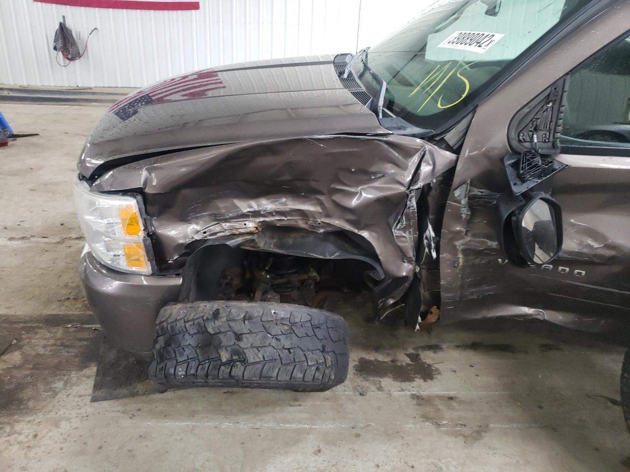 Photo 9 from auction – 2007 CHEVROLET SILVERADO with VIN 2GCEK13M871568502