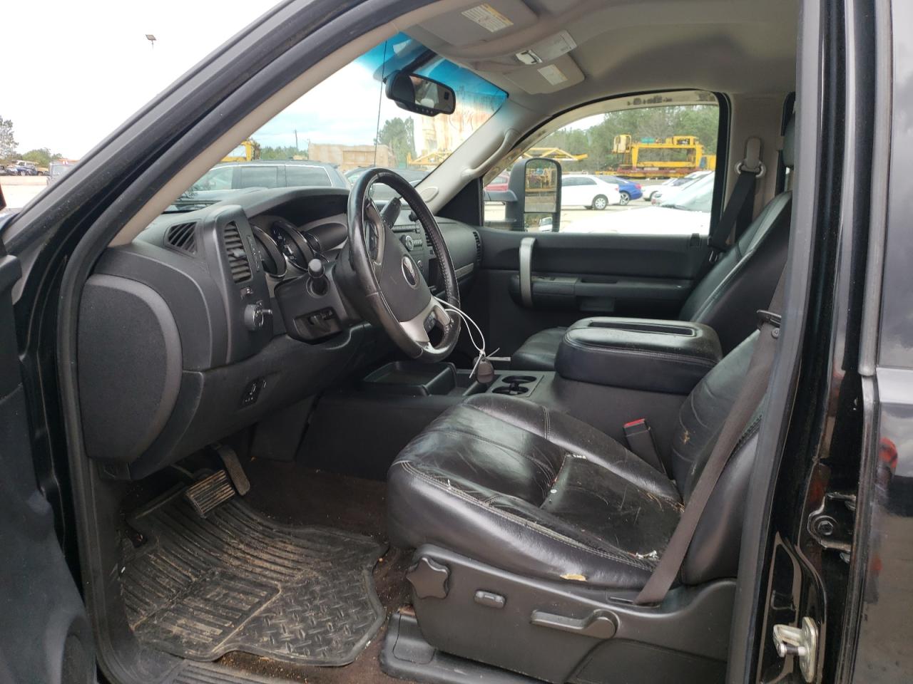 Photo 5 from auction – 2007 GMC SIERRA K25 with VIN 1GTHK23637F534545