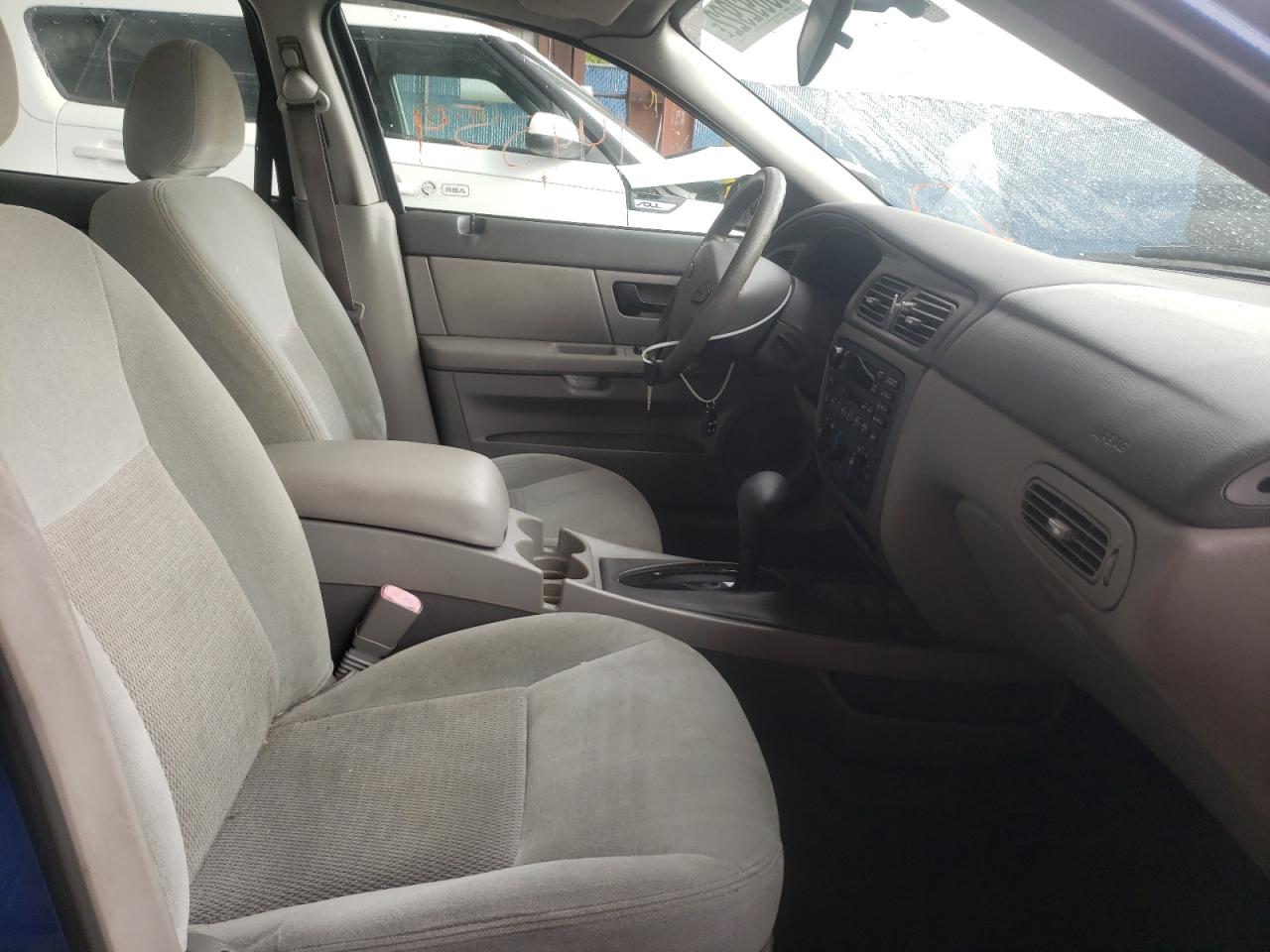 Photo 5 from auction – 2003 FORD TAURUS SE with VIN 1FAHP53U83G245298