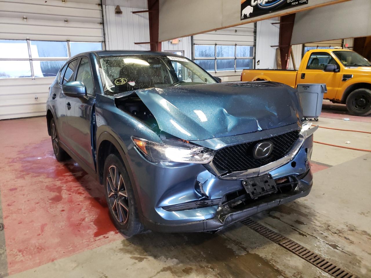 MAZDA CX-5 TOURI 2018 with VIN JM3KFBCM6J0399006 - Photo from auction