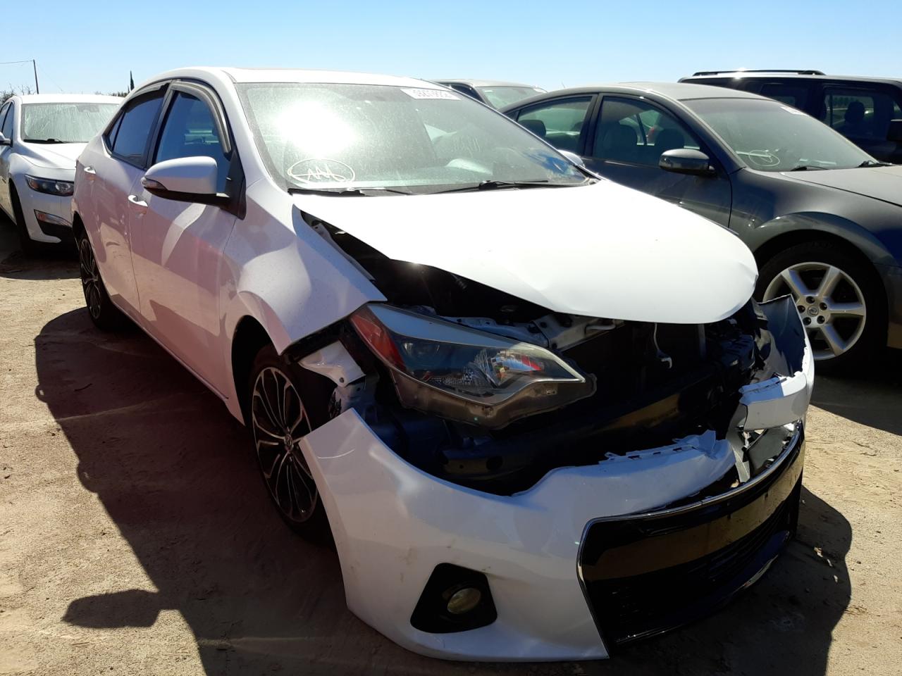 TOYOTA COROLLA L 2015 with VIN 5YFBURHE9FP190669 - Photo from auction