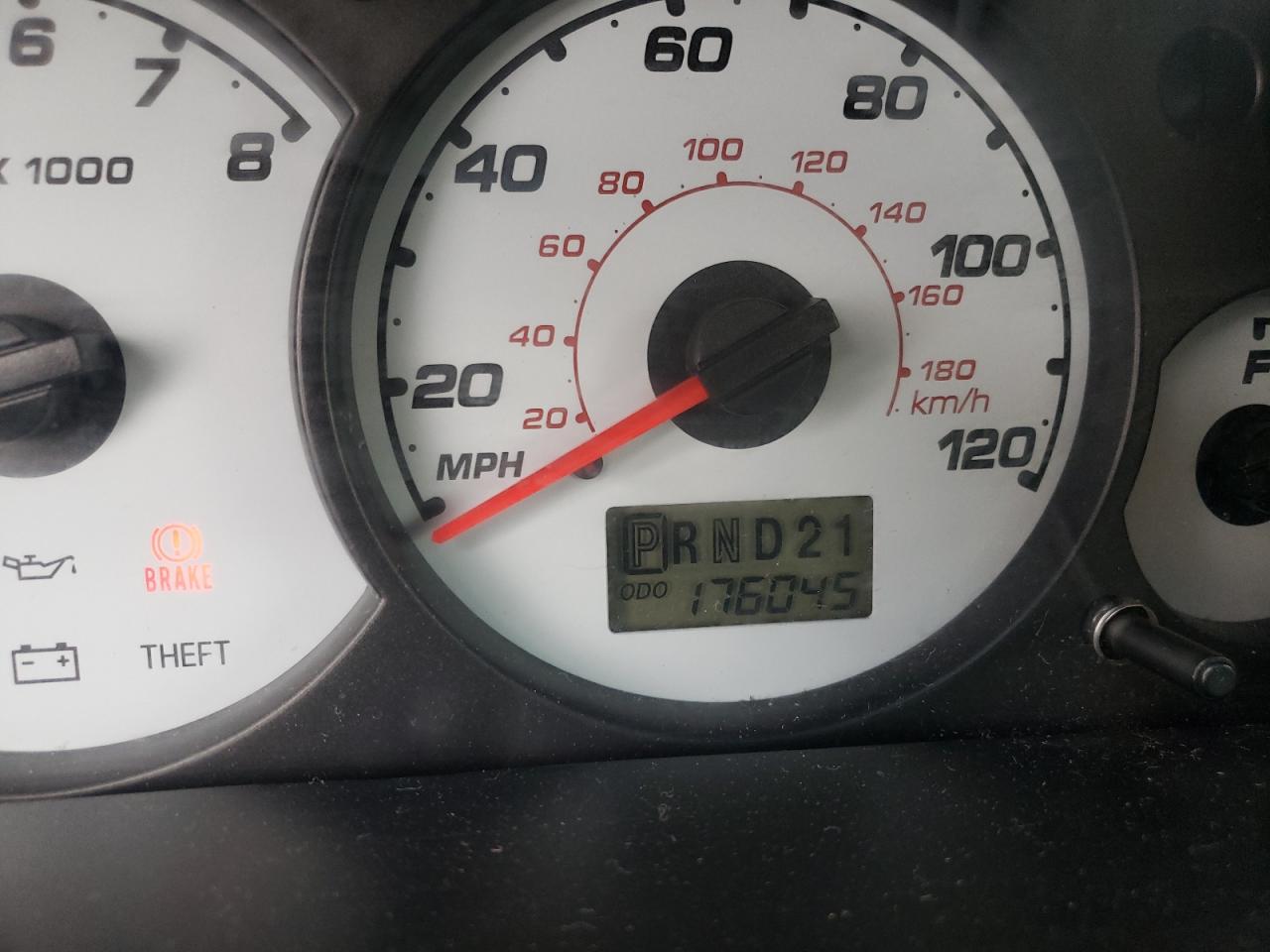 Photo 8 from auction – 2004 FORD ESCAPE XLT with VIN 1FMCU93194DA01927