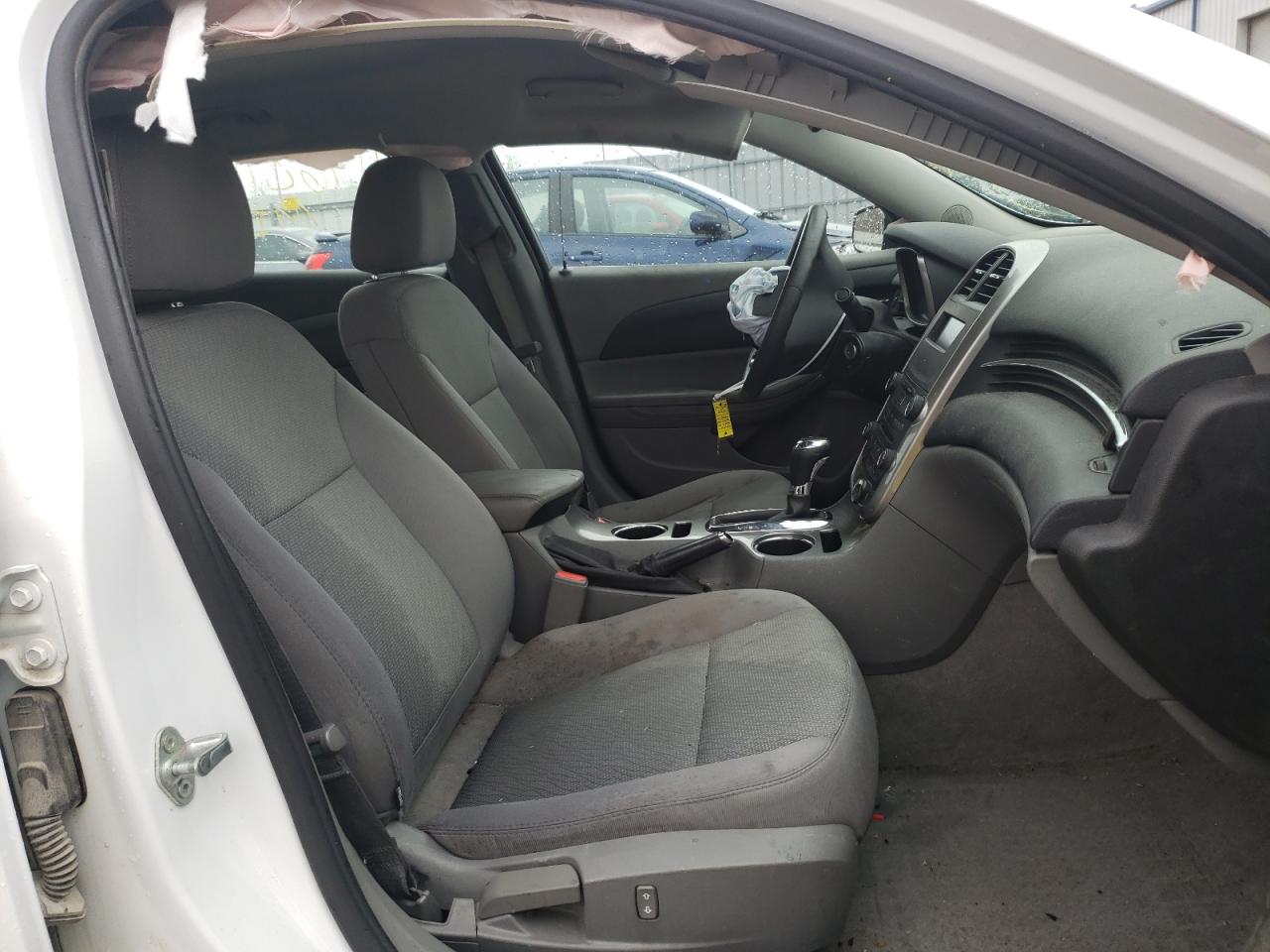 Photo 5 from auction – 2014 CHEVROLET MALIBU LS with VIN 1G11A5SL2EF293337