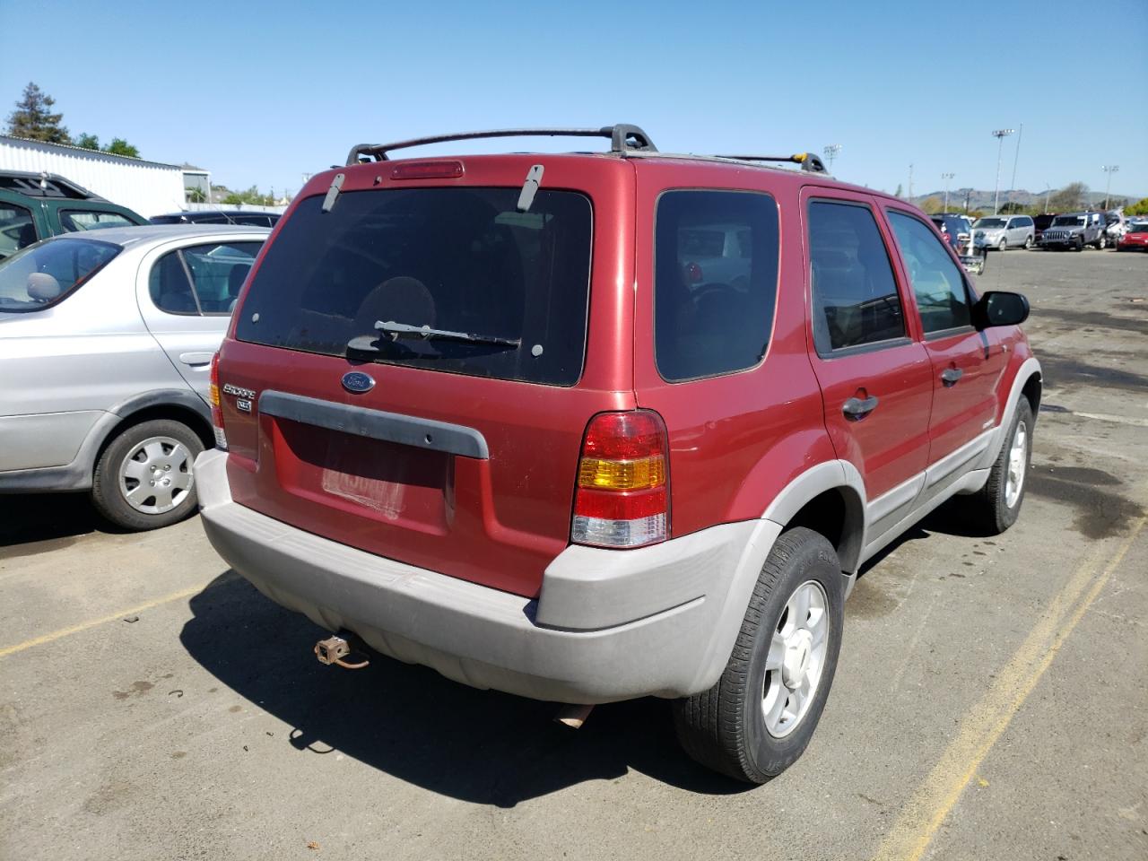 Photo 4 from auction – 2001 FORD ESCAPE XLT with VIN 1FMCU04101KE78764