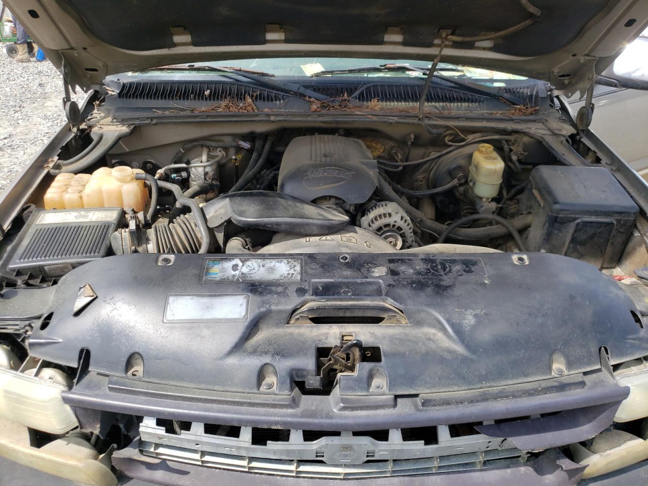 Photo 7 from auction – 2002 CHEVROLET SILVERADO with VIN 2GCEK19T721330356