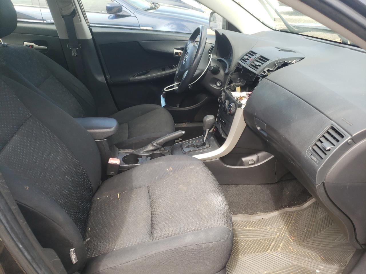 Photo 5 from auction – 2009 TOYOTA COROLLA BA with VIN 1NXBU40E59Z155337