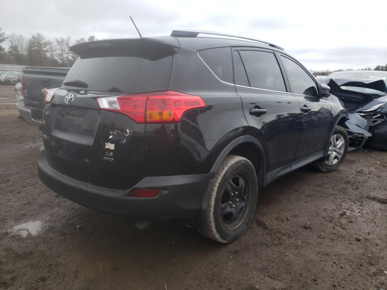 Photo 4 from auction – 2014 TOYOTA RAV4 LE with VIN 2T3BFREV3EW199497