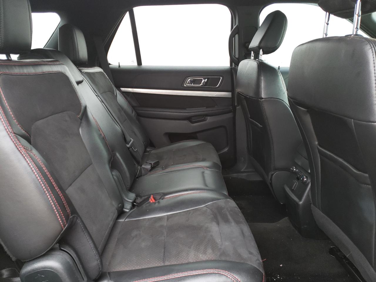 Photo 6 from auction – 2018 FORD EXPLORER X with VIN 1FM5K8D81JGC20797