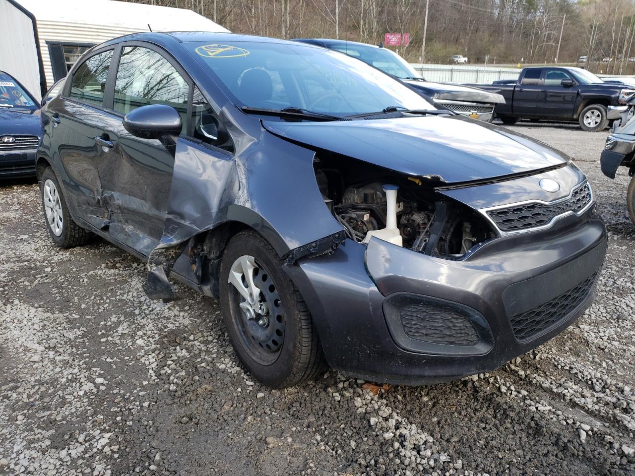 KIA RIO EX 2013 с VIN KNADN5A3XD6208377 - Фото с аукциона