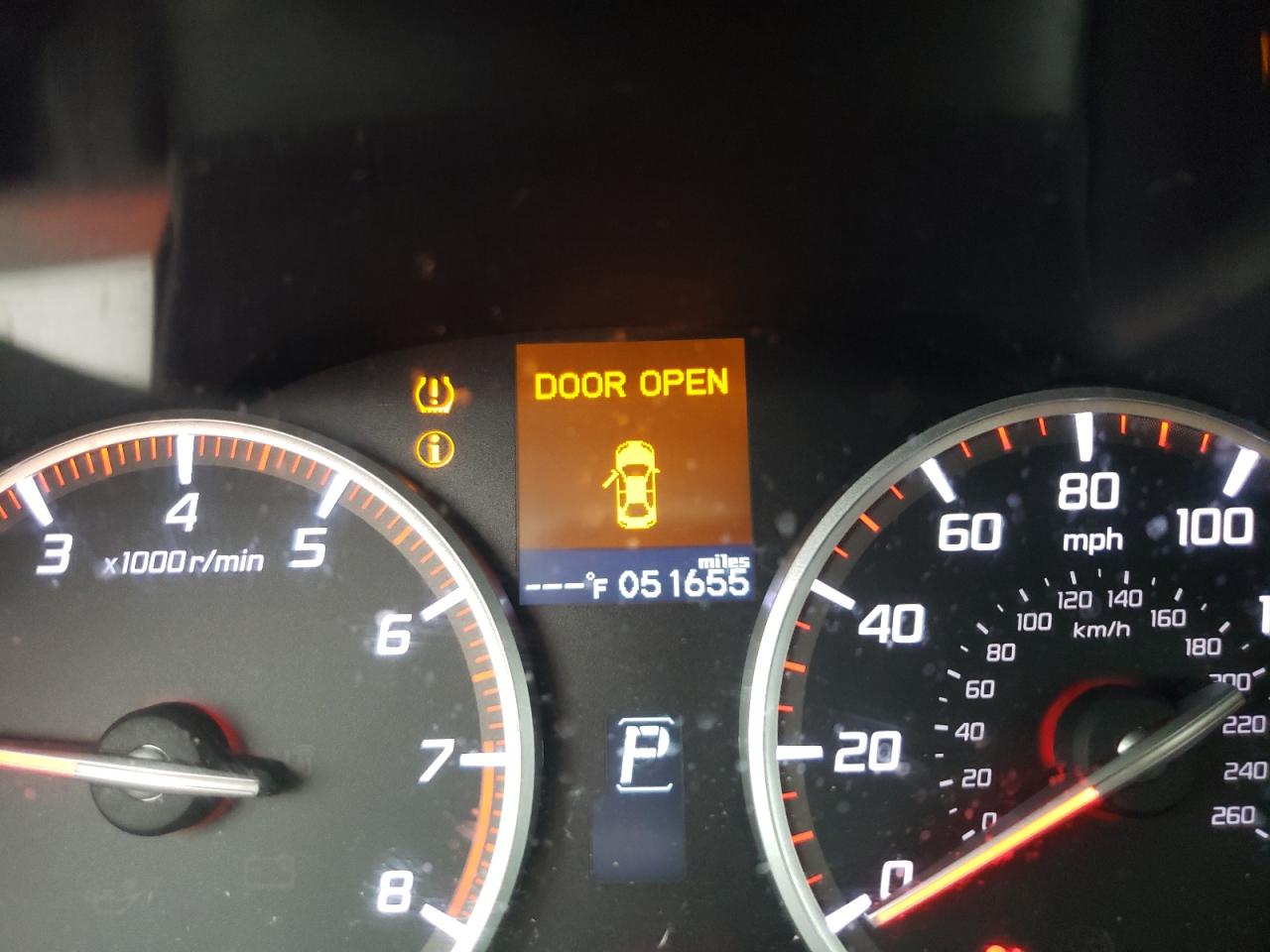 Photo 8 from auction – 2016 ACURA ILX PREMIU with VIN 19UDE2F87GA019078