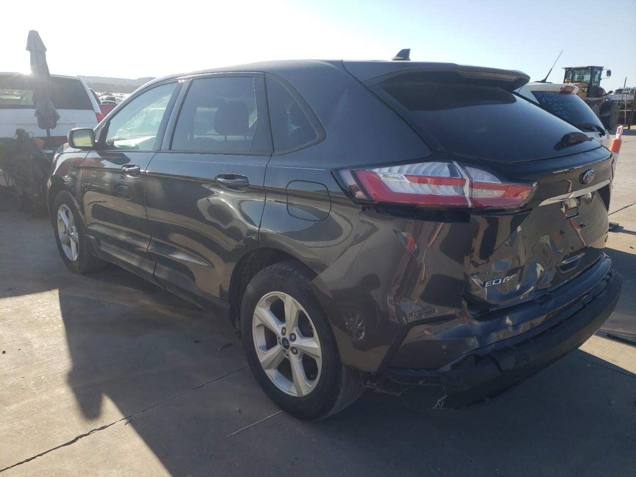 Photo 3 from auction – 2019 FORD EDGE SE with VIN 2FMPK3G98KBC51084