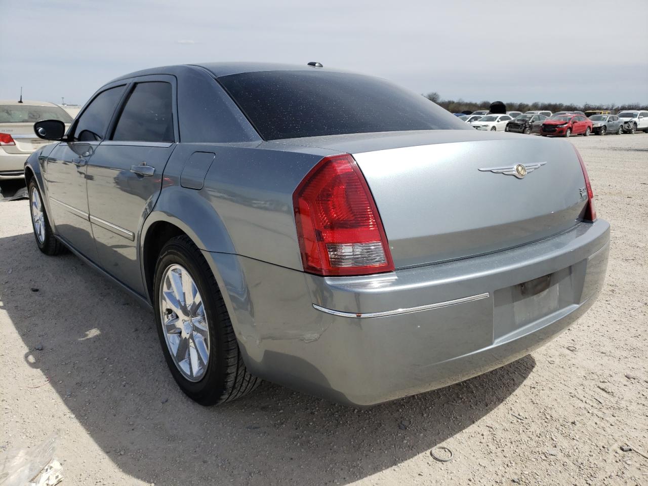 Photo 3 from auction – 2007 CHRYSLER 300C with VIN 2C3KA53G97H833477