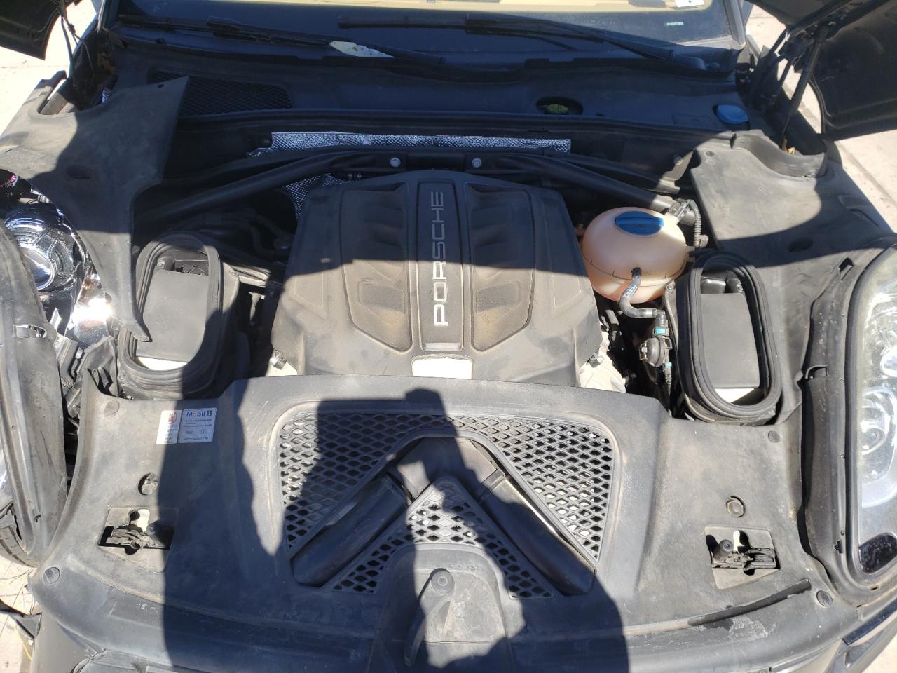 Photo 11 from auction – 2015 PORSCHE MACAN S with VIN WP1AB2A55FLB58490