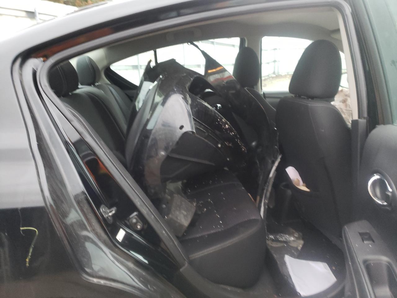 Photo 6 from auction – 2018 NISSAN VERSA S with VIN 3N1CN7AP8JL820580