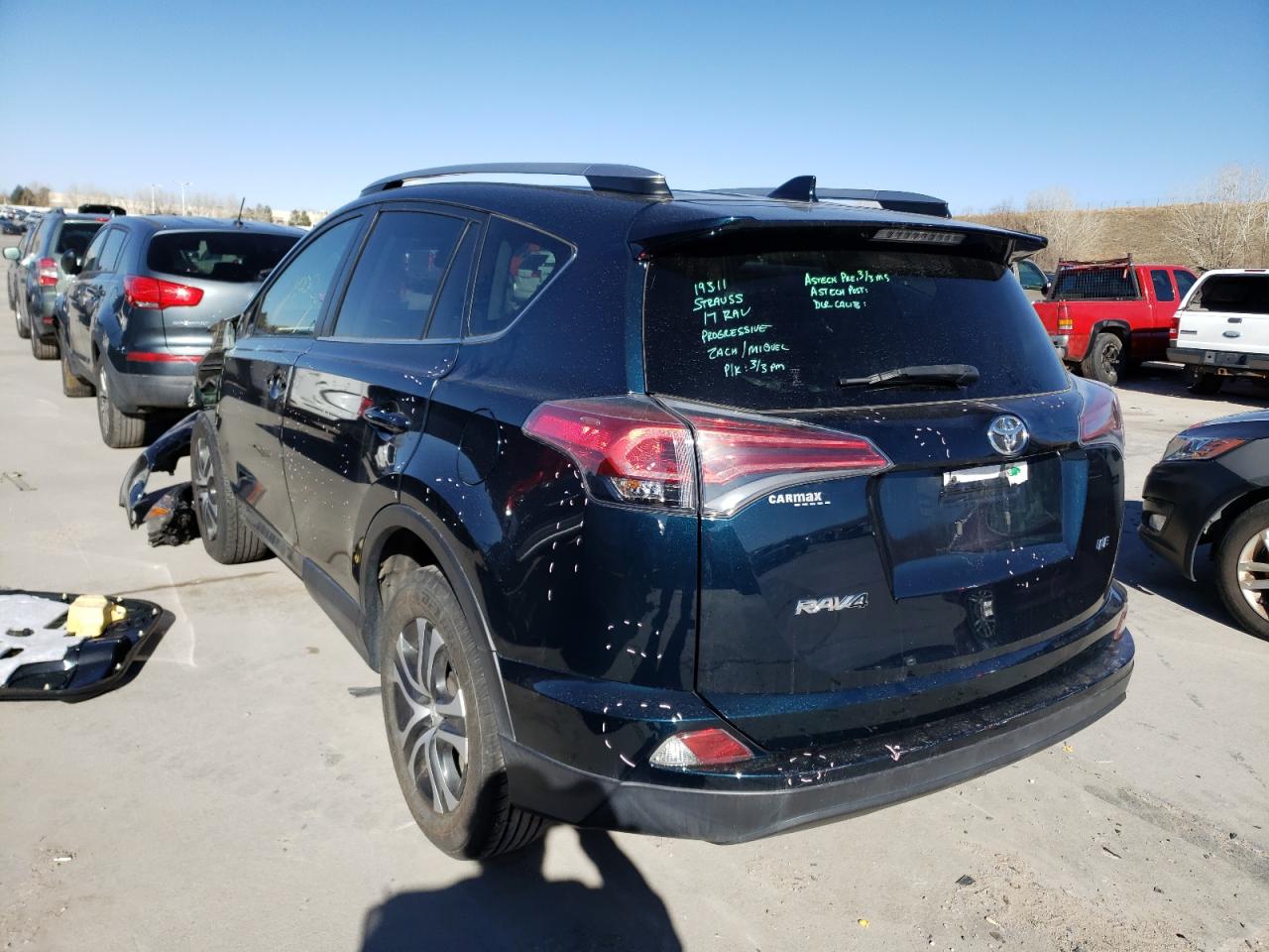 Photo 3 from auction – 2017 TOYOTA RAV4 LE with VIN JTMZFREV1HJ102122