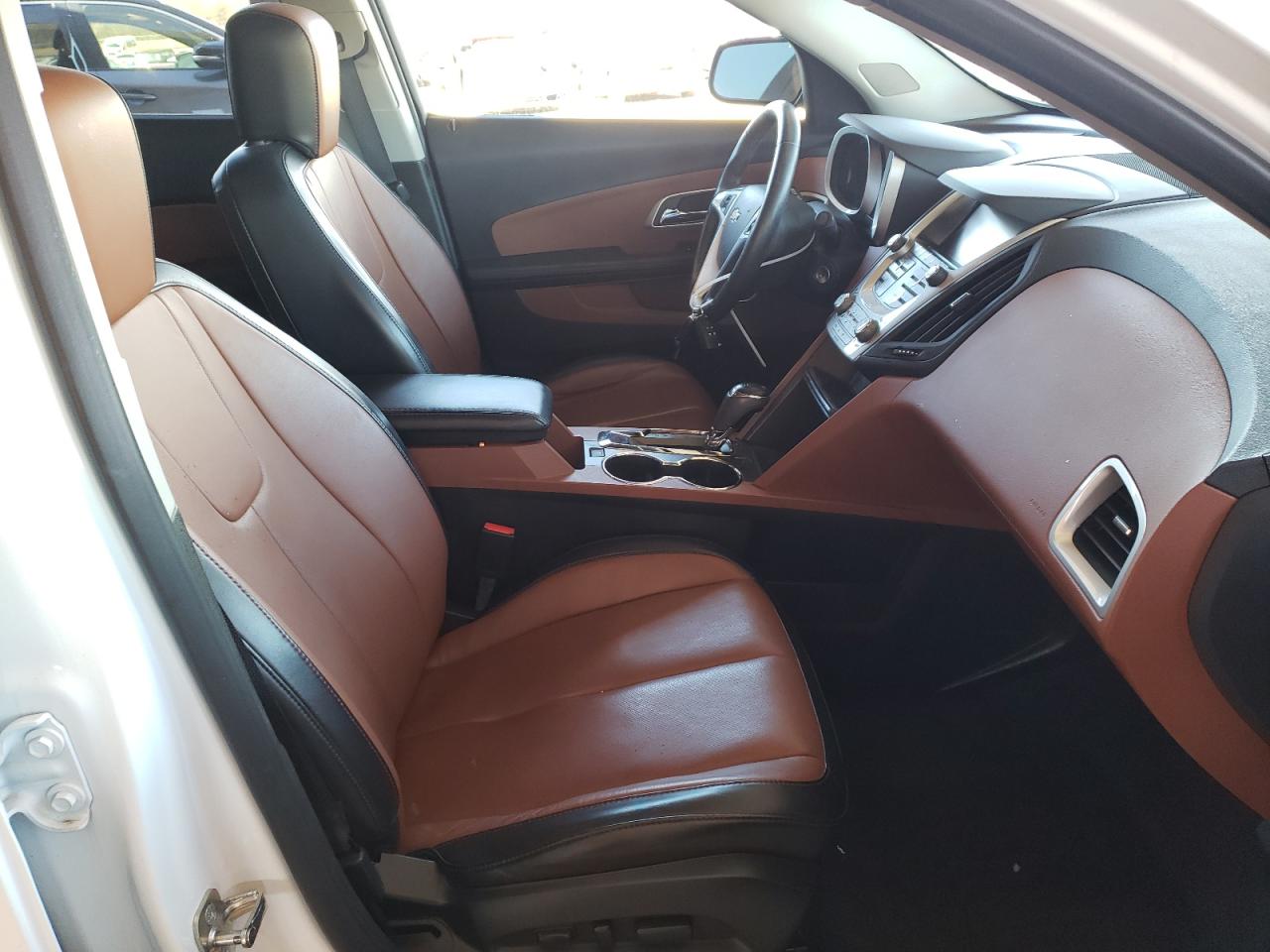 Photo 5 from auction – 2016 CHEVROLET EQUINOX LT with VIN 2GNALDEK4G1134335