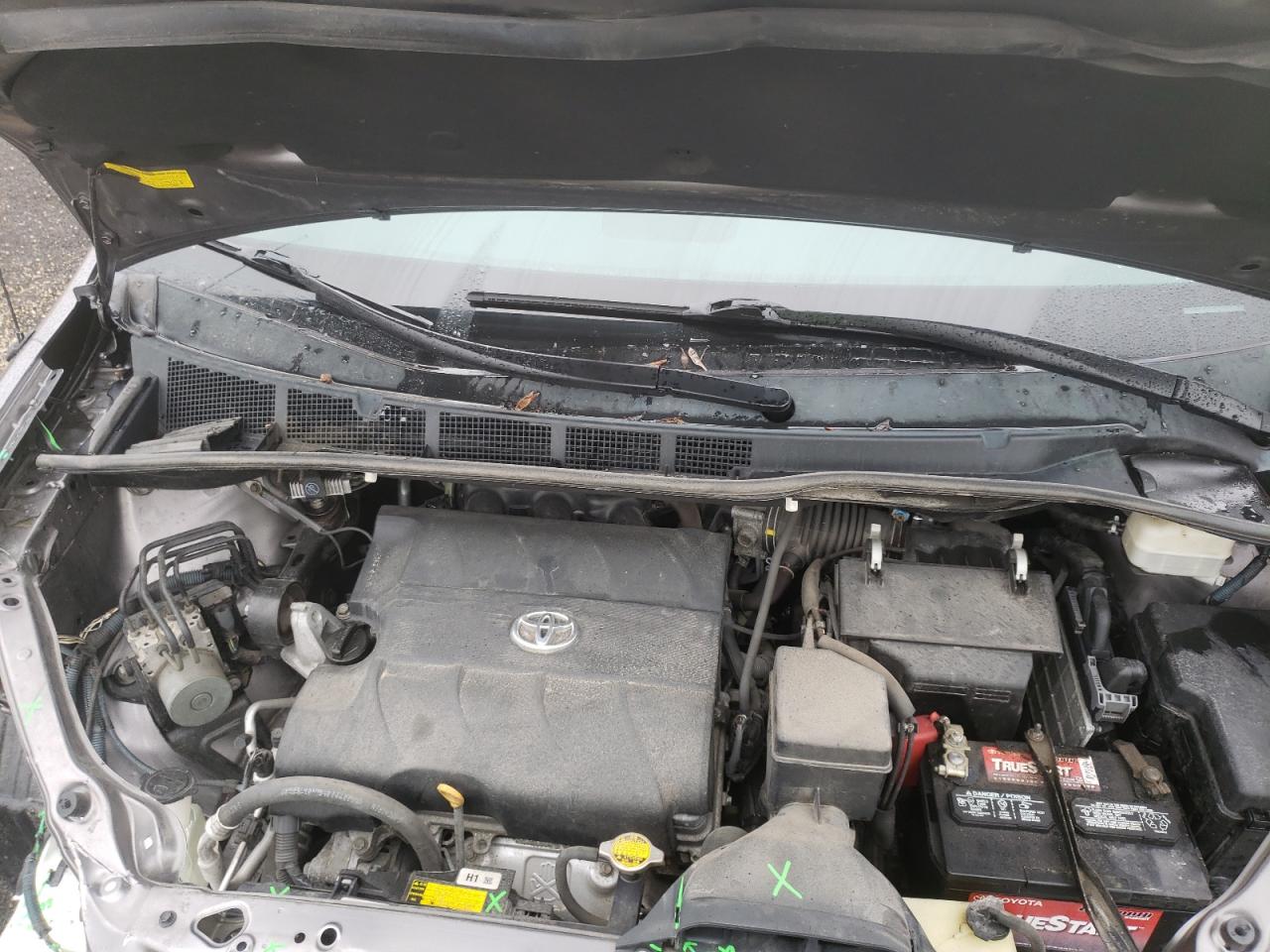 Photo 7 from auction – 2011 TOYOTA SIENNA LE with VIN 5TDKK3DC8BS115275