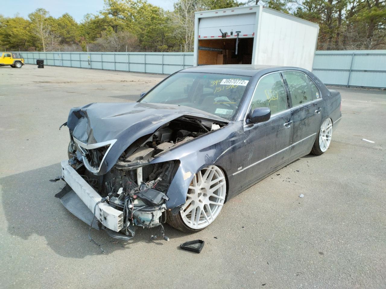 Photo 2 from auction – 2004 LEXUS LS 430 with VIN JTHBN36F540151590