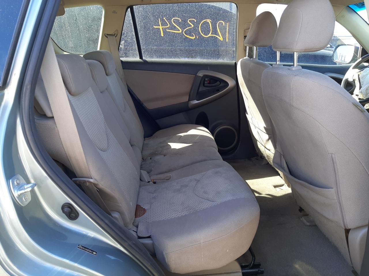 Photo 6 from auction – 2007 TOYOTA RAV4 with VIN JTMZD33V576030459