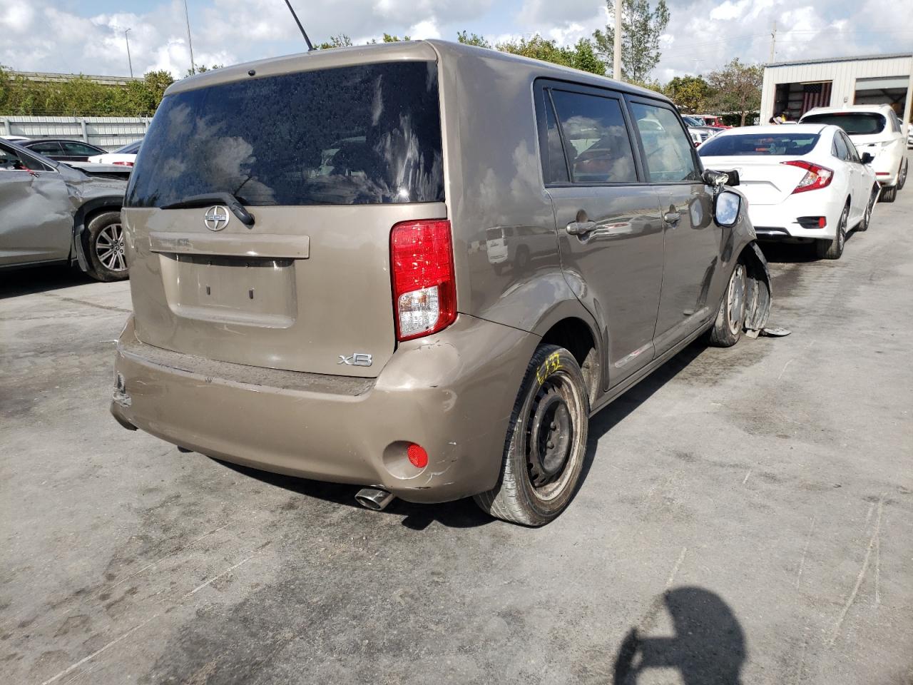Photo 4 from auction – 2012 TOYOTA SCION XB with VIN JTLZE4FE7C1142559