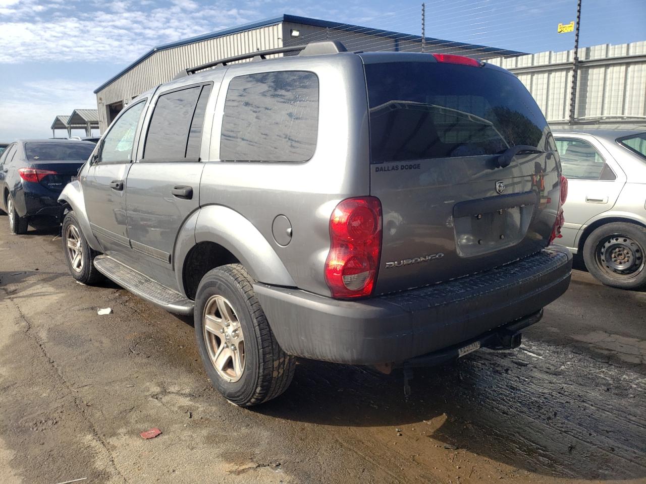 Photo 3 from auction – 2006 DODGE DURANGO SX with VIN 1D4HD38K76F114388