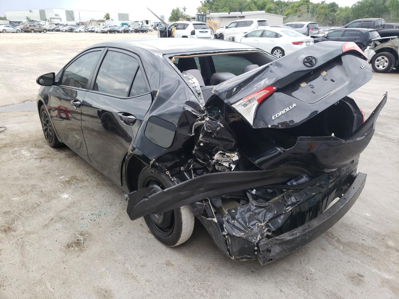 Photo 3 from auction – 2018 TOYOTA COROLLA L with VIN 5YFBURHE0JP824170
