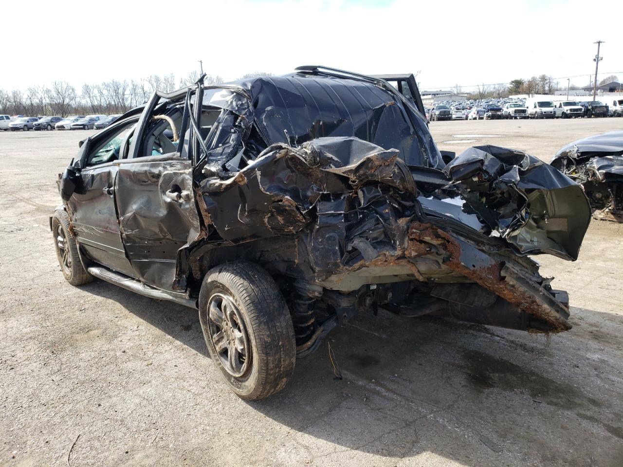 Photo 3 from auction – 2003 HONDA PILOT EX with VIN 2HKYF18483H576103
