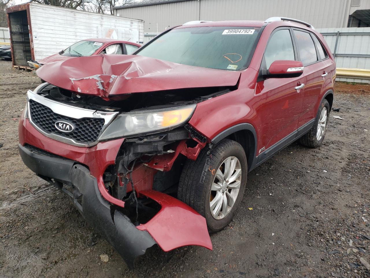 Photo 2 from auction – 2011 KIA SORENTO EX with VIN 5XYKUDA2XBG031807