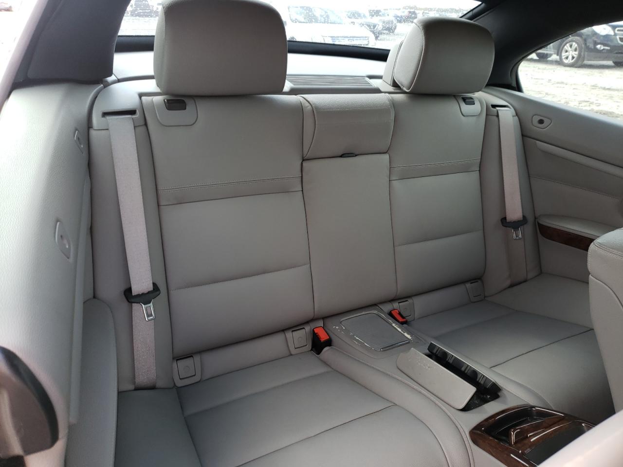 Photo 6 from auction – 2007 BMW 335 I with VIN WBAWL73537PX50363