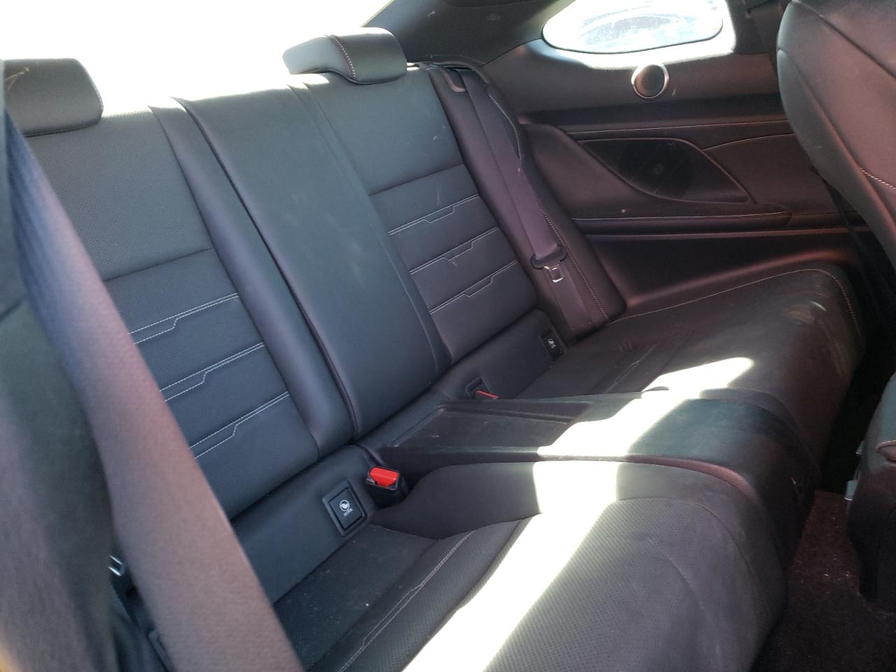 Photo 6 from auction – 2015 LEXUS RC 350 with VIN JTHSE5BC4F5001385