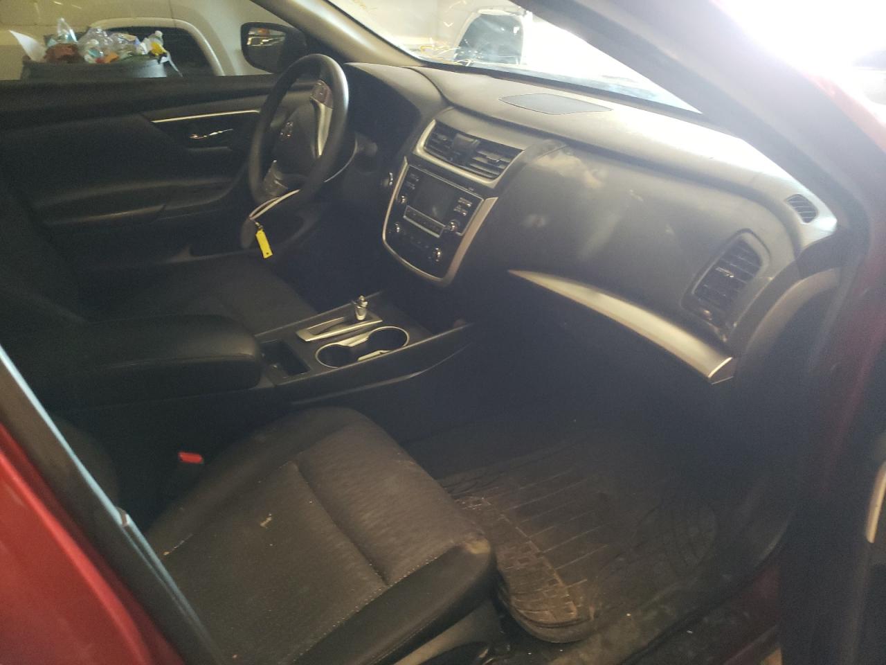 Photo 5 from auction – 2017 NISSAN ALTIMA 2.5 with VIN 1N4AL3AP9HC183181