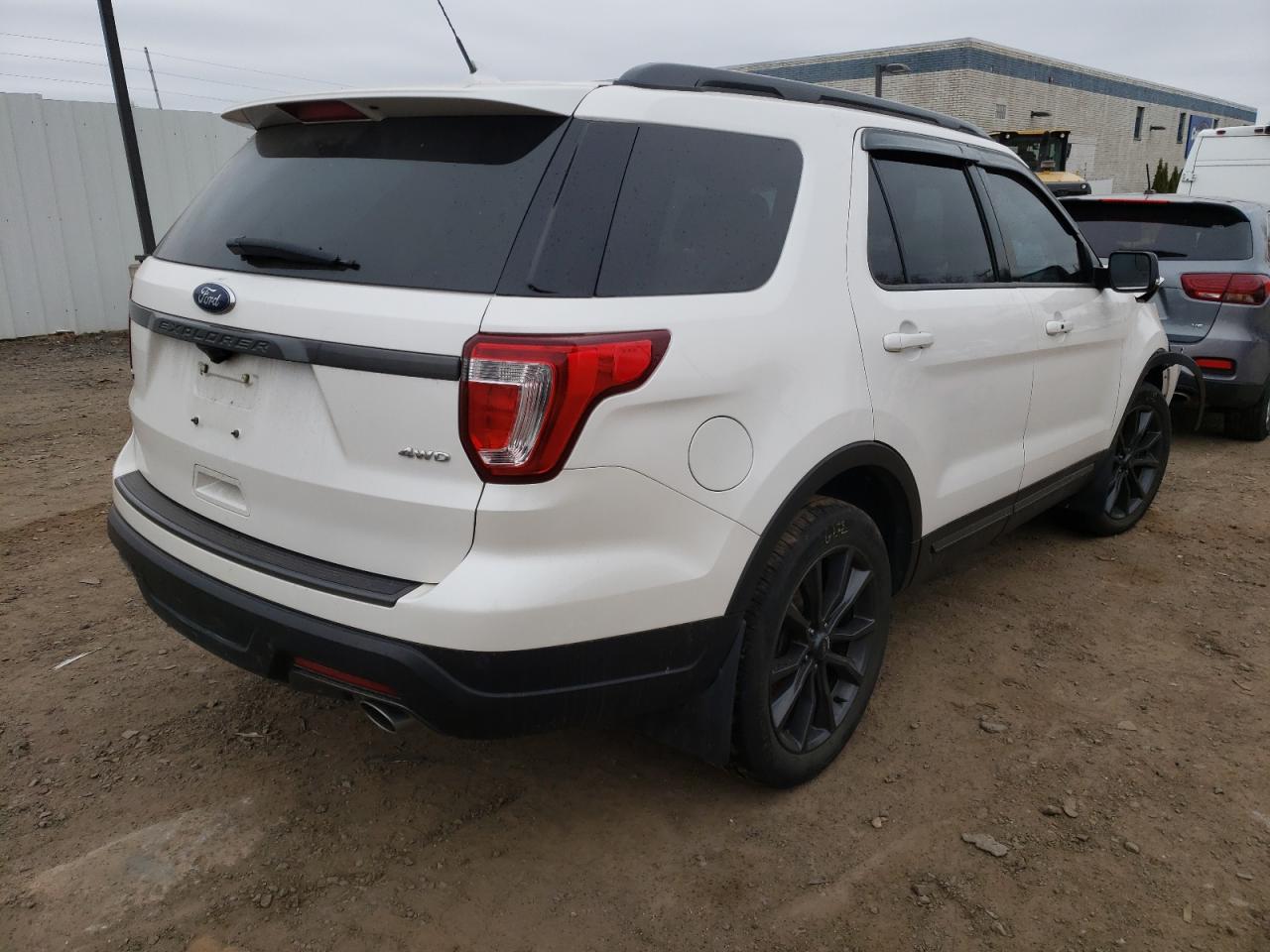 Photo 4 from auction – 2018 FORD EXPLORER X with VIN 1FM5K8D81JGC20797
